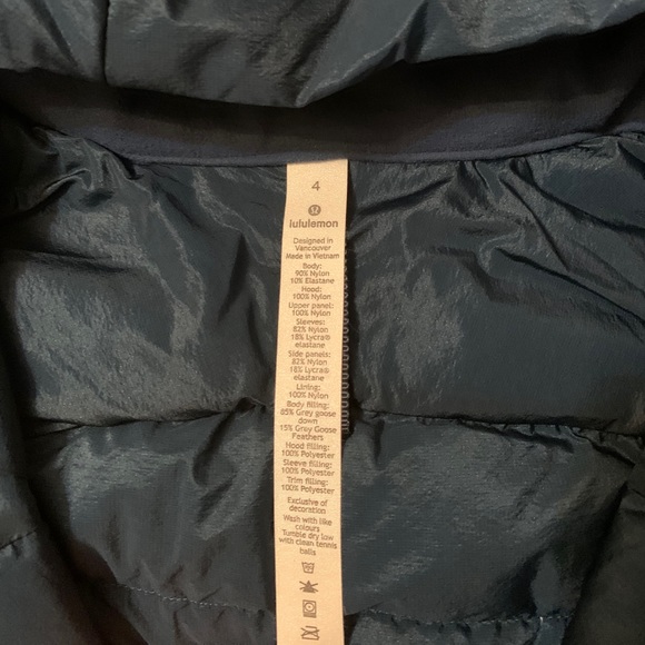 Lululemon Down For It All Jacket size:4 - Picture 10 of 10